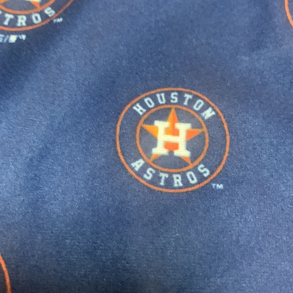 MLB - GENUINE MERCHANDISE - Houston Astros - Pajamas - Baseball - 2T - Picture 4 of 16